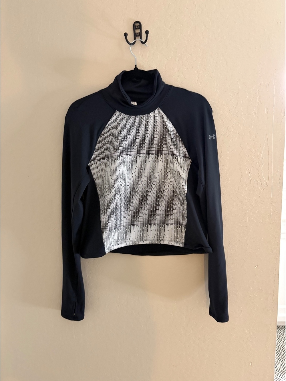 Under Armour cold gear top